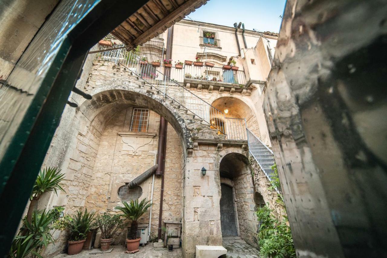 Baroni Giampiccolo Suite Ragusa Exterior foto
